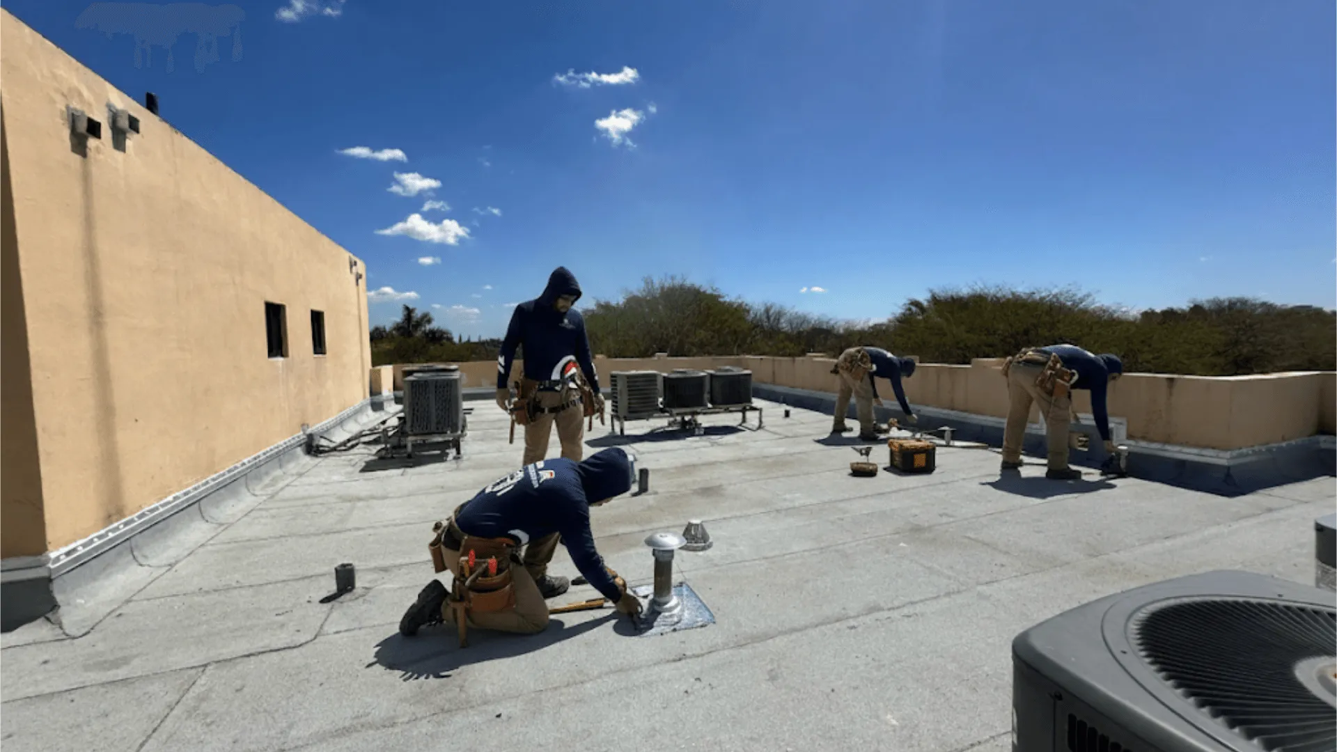 Professional roofing contractor team in South Florida